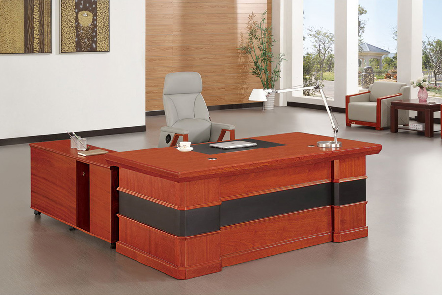 油漆辦(bàn)公(gōng)桌